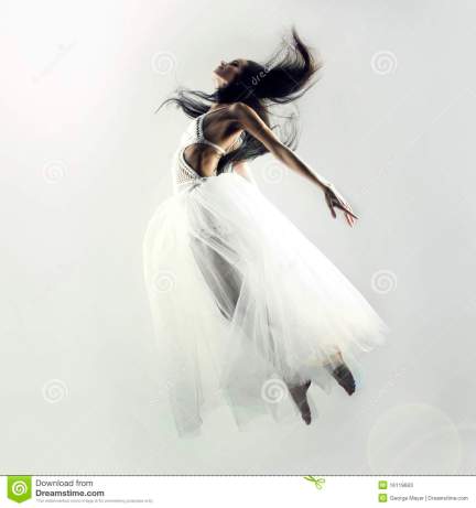 fairy-flying-girl-16119663